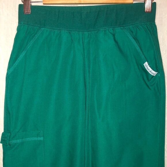CherokeeāXSĀ GreenāScrubāUniformāPants - Picture 3 of 9
